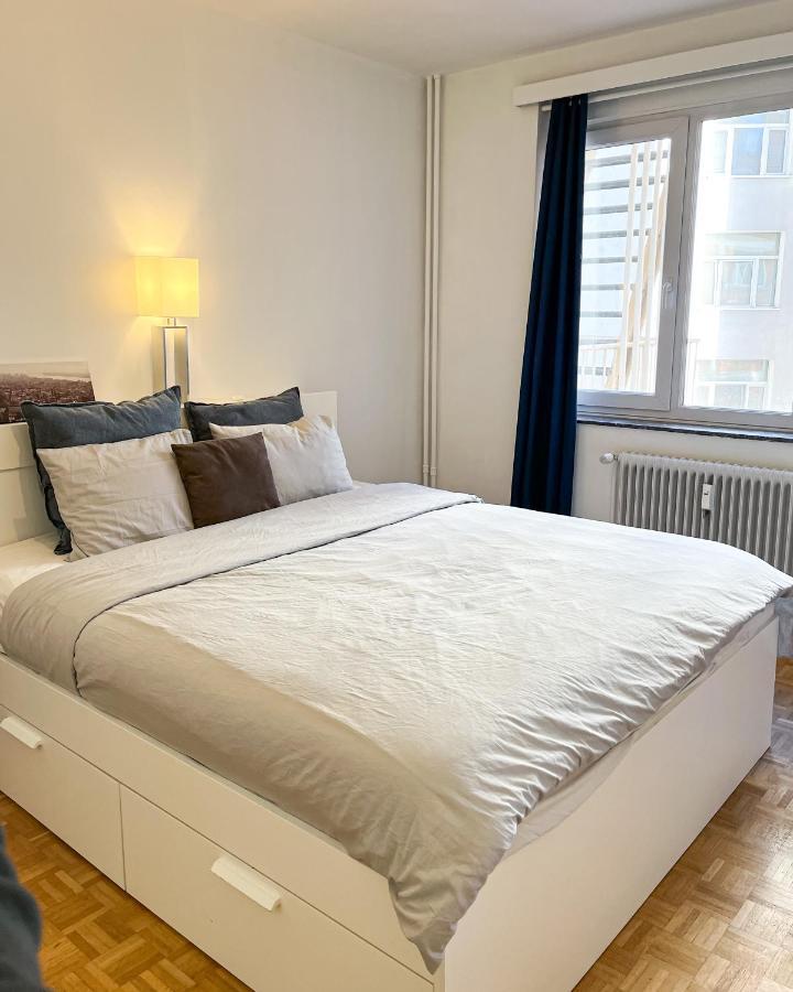 Cosy Two Bedroom Apartment In ブリュッセル エクステリア 写真