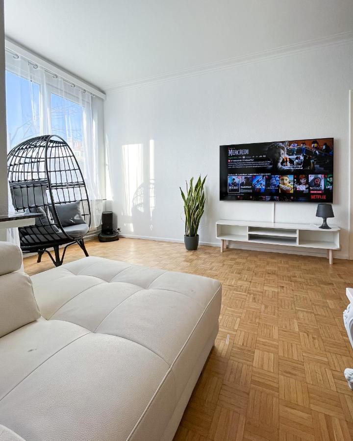 Cosy Two Bedroom Apartment In ブリュッセル エクステリア 写真