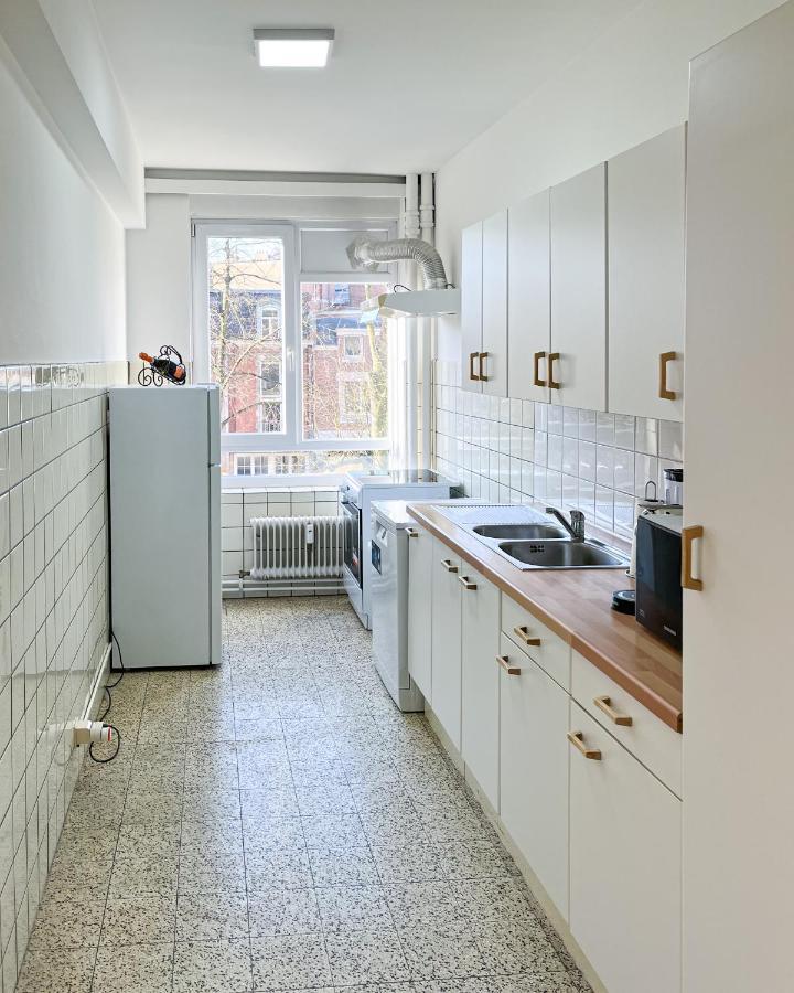Cosy Two Bedroom Apartment In ブリュッセル エクステリア 写真