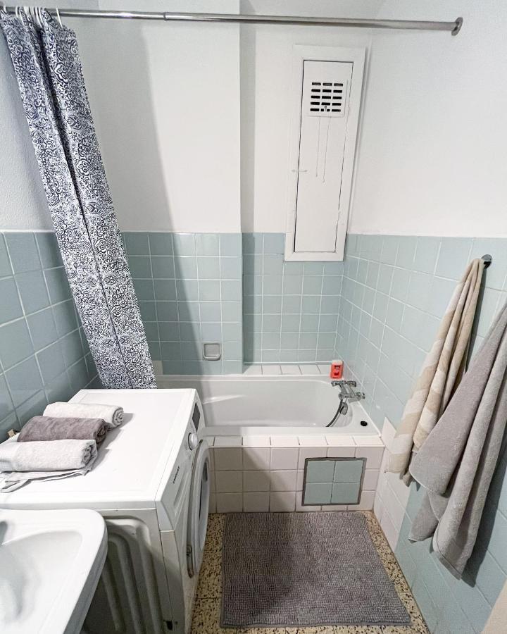 Cosy Two Bedroom Apartment In ブリュッセル エクステリア 写真